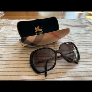 Burberry sunglasses